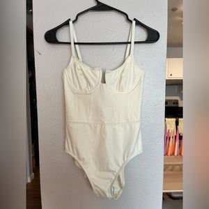 NWT Solid & Striped The Veronica Swimsuit